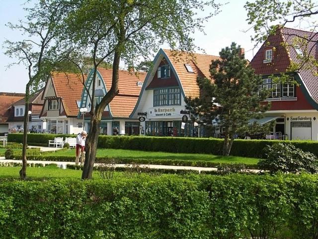 Gutshaus Redewisch Hotel & Restaurant ボルテンハーゲン エクステリア 写真